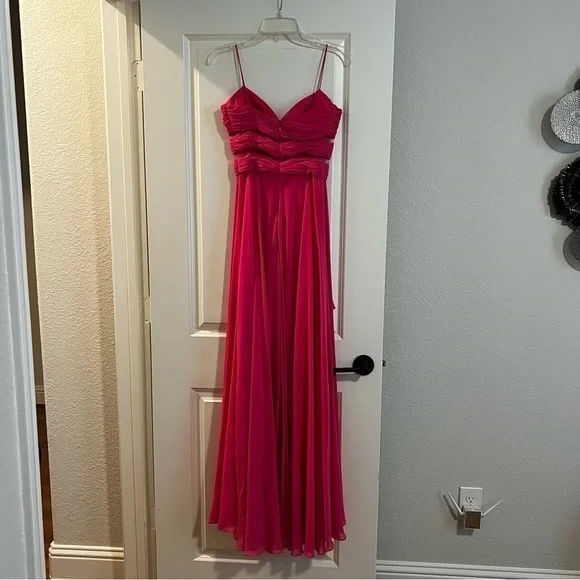 CACHÉ HIGH LOW DRESS SIZE 2 - Picture 5 of 6